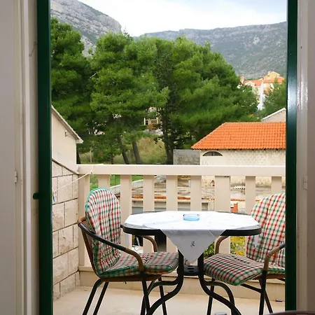 Guest House Marija Bol Exterior photo