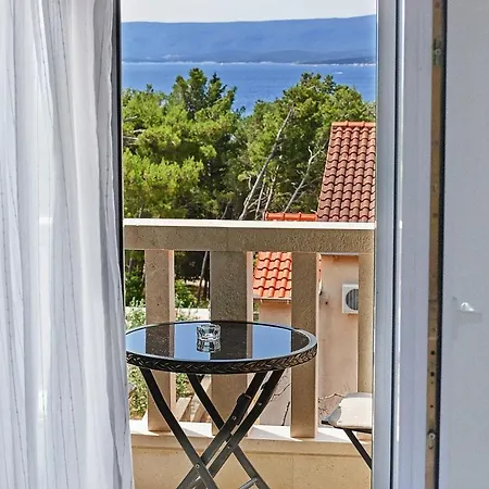 Guest House Marija Bol Exterior photo