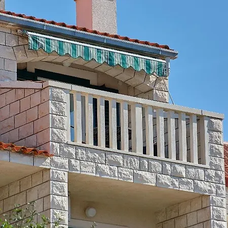 Guest House Marija Bol Exterior photo